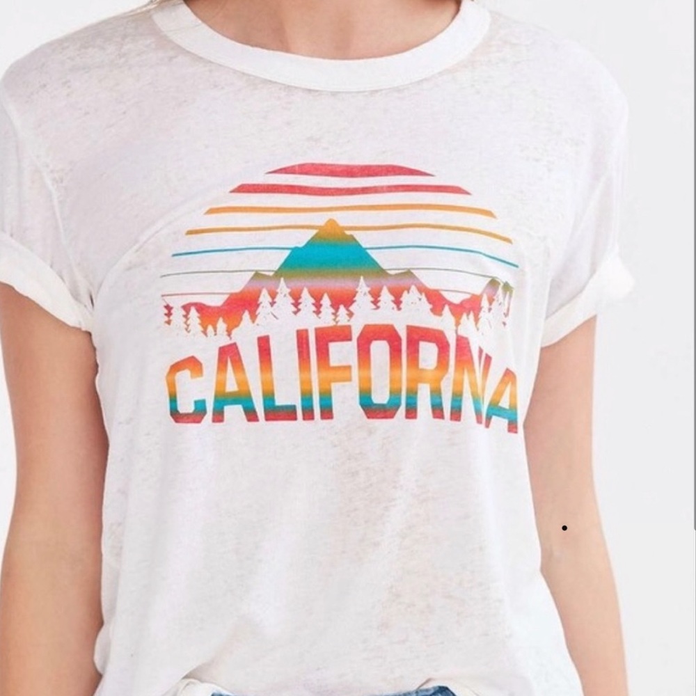 Urban outfitters vintage style California tee